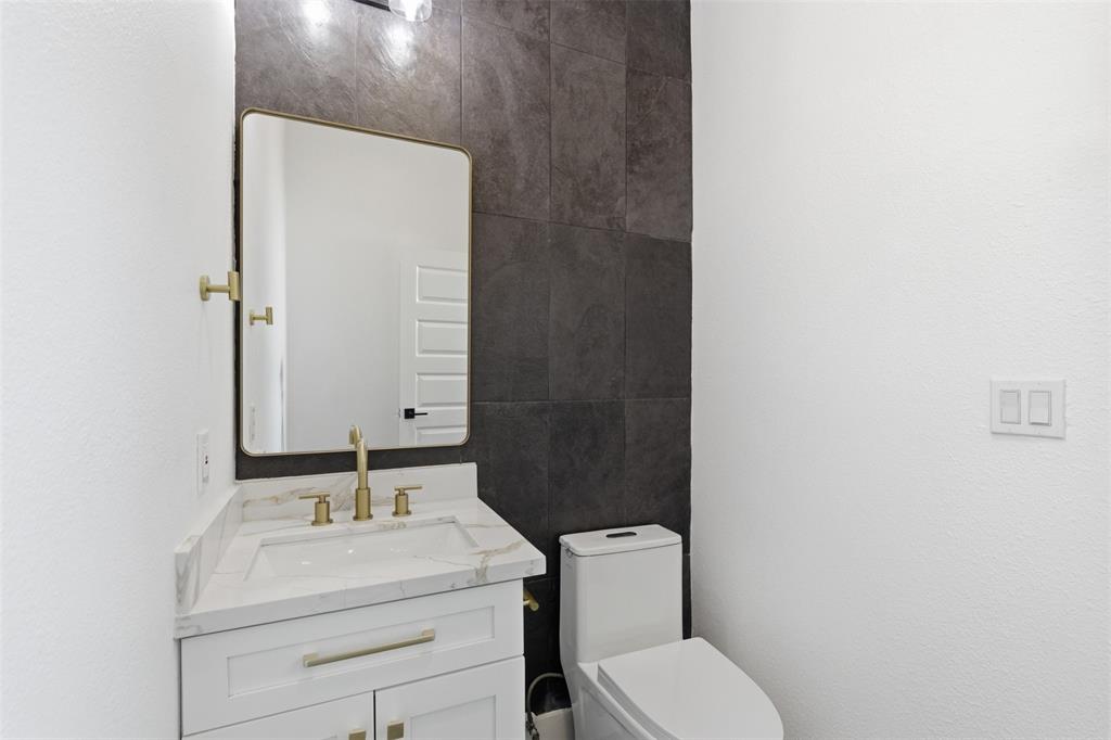 Casa Linda Estates - Residential
