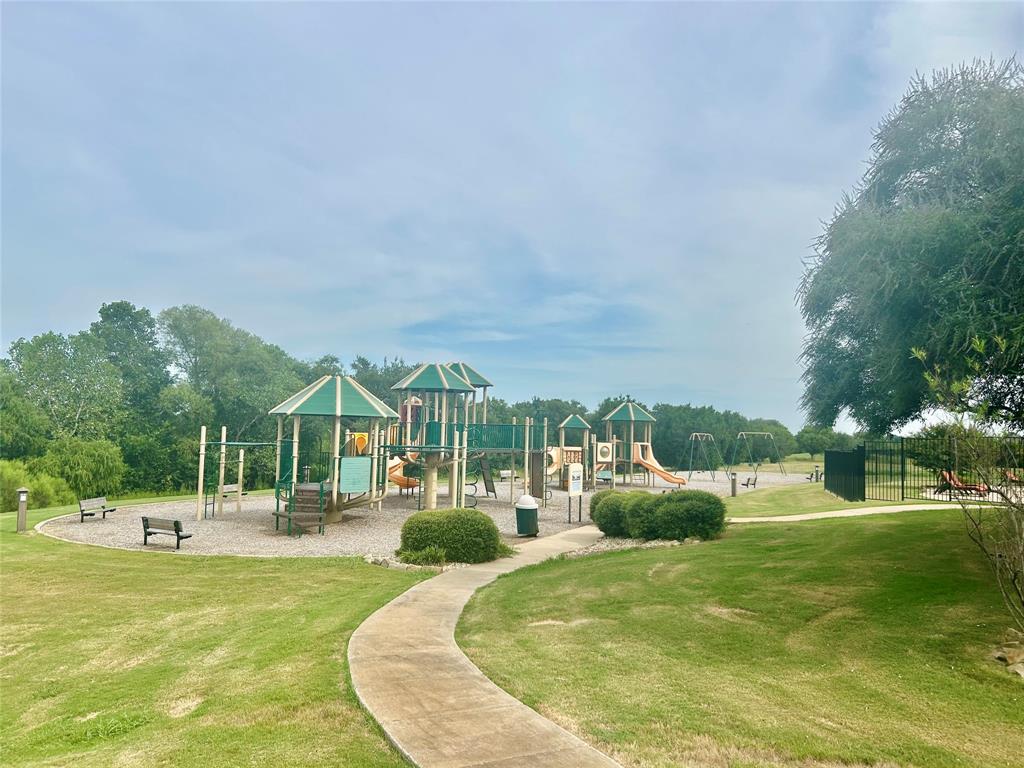 Retreat Ph 01 - Land