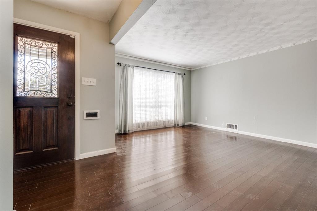 2330 Cody Drive