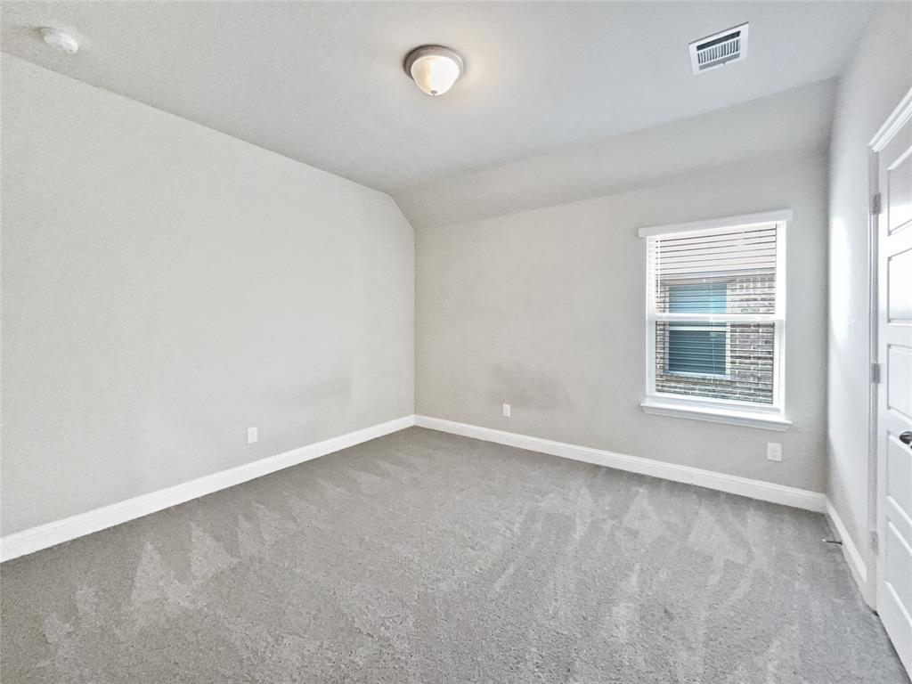 5401 Tuscarora Trail