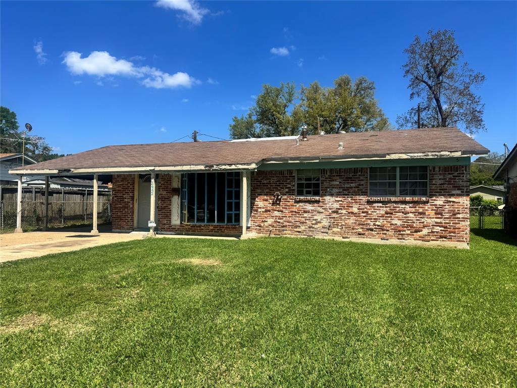 3442 Woodhaven Lane