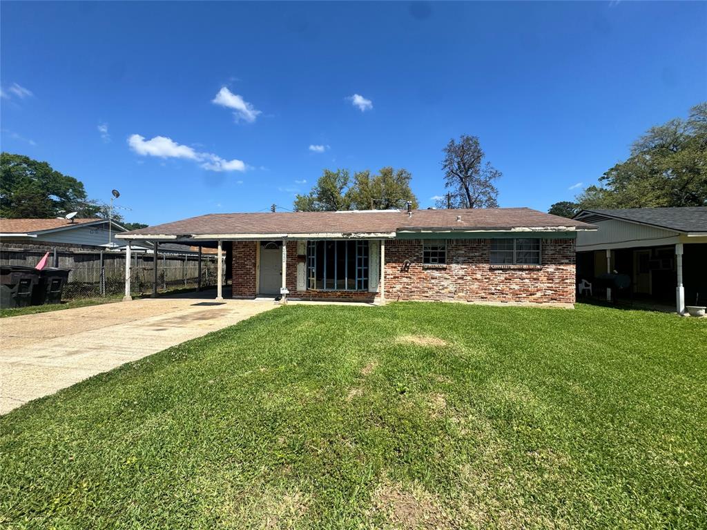 3442 Woodhaven Lane