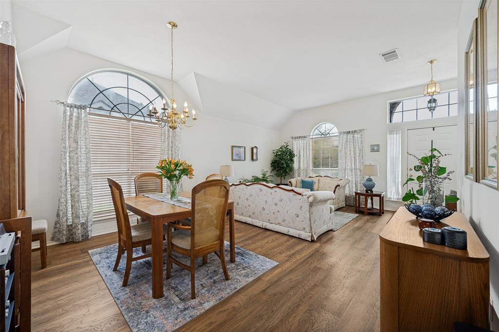 10009 White Lane