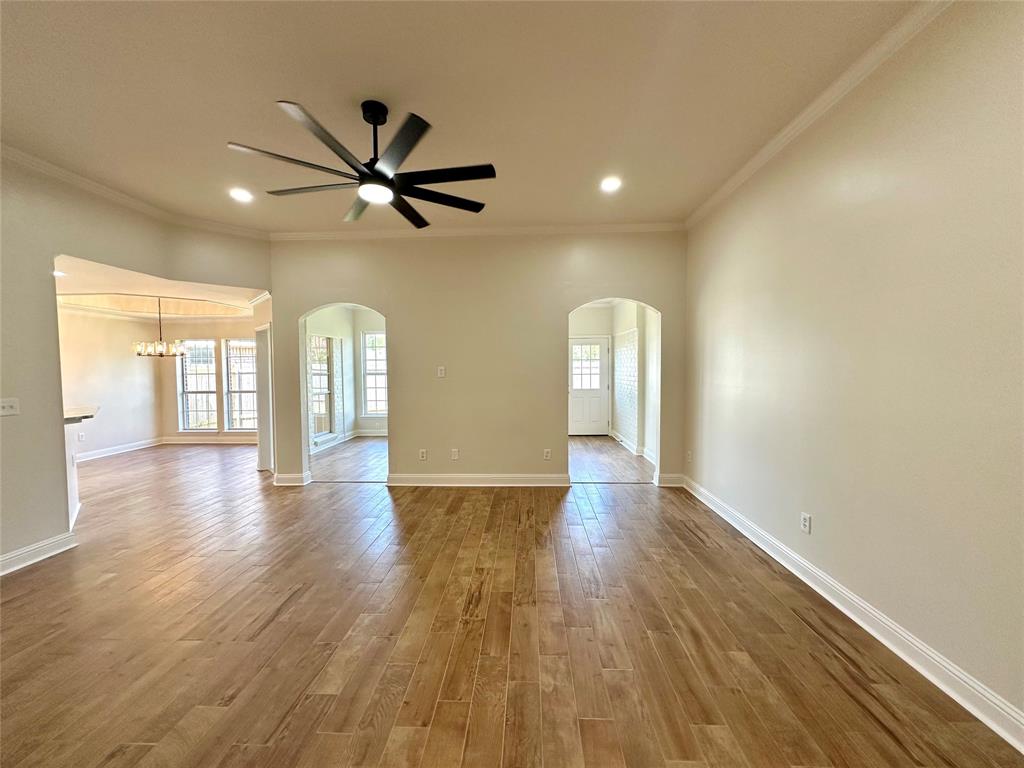 6201 W Oxbow Loop