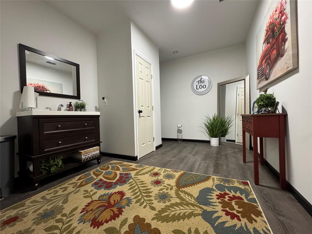 City Of Paris - Commercial Sale