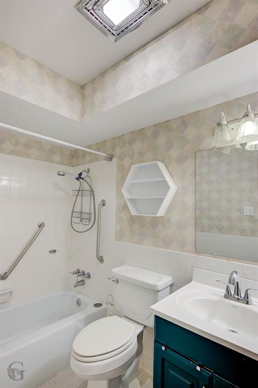 Fairfield Oaks Condos - Residential