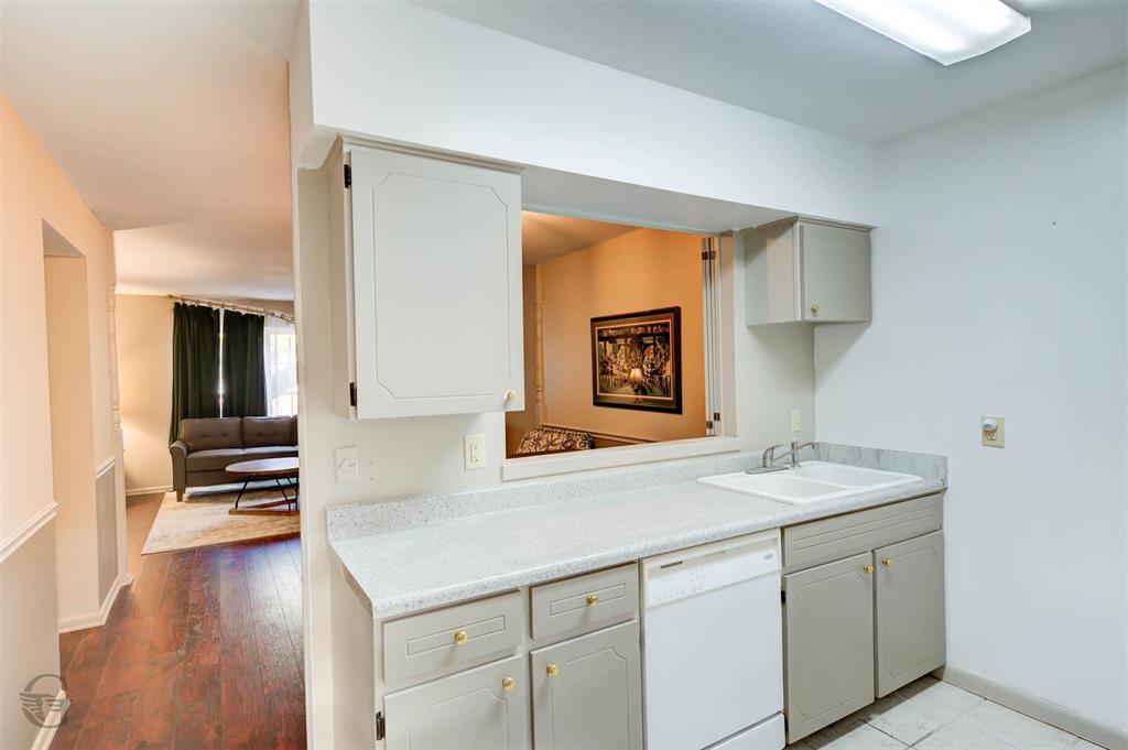 3820 Fairfield Avenue 35