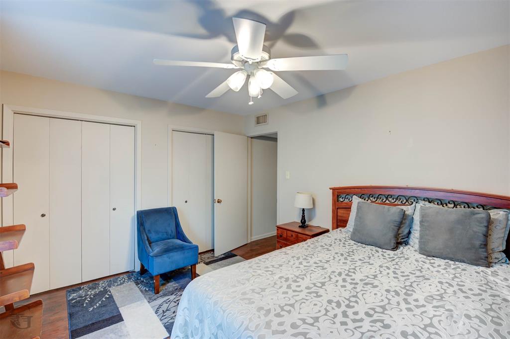 Fairfield Oaks Condos - Residential