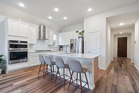 MLS: 20745691