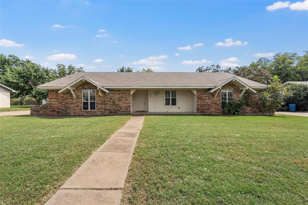 309 Crescent Drive