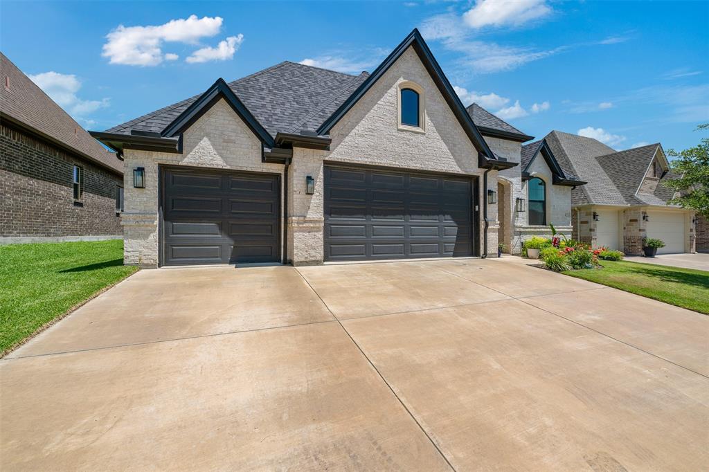 421 Blue Star Court