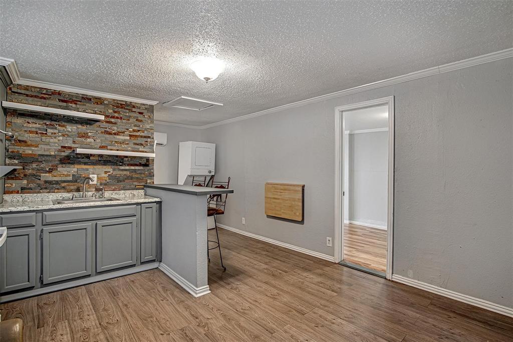 South Hemphill Heights Add - Residential Lease