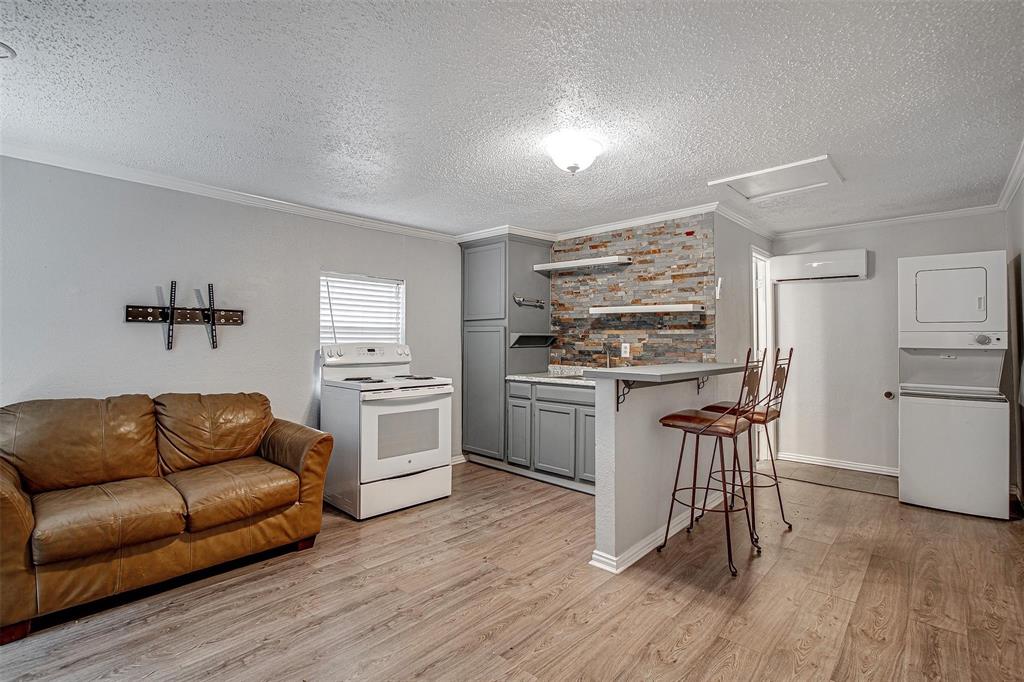 South Hemphill Heights Add - Residential Lease