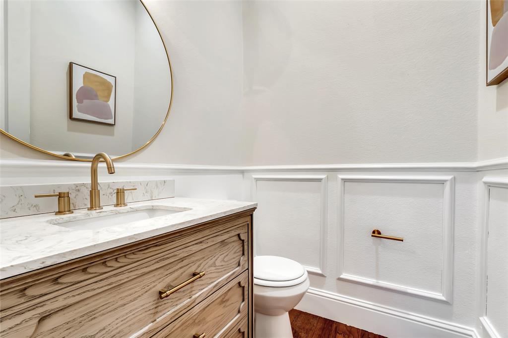 5916 Hudson Condos - Residential