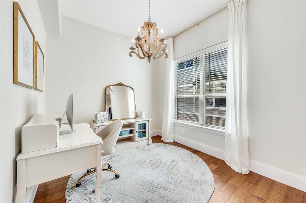 5916 Hudson Condos - Residential