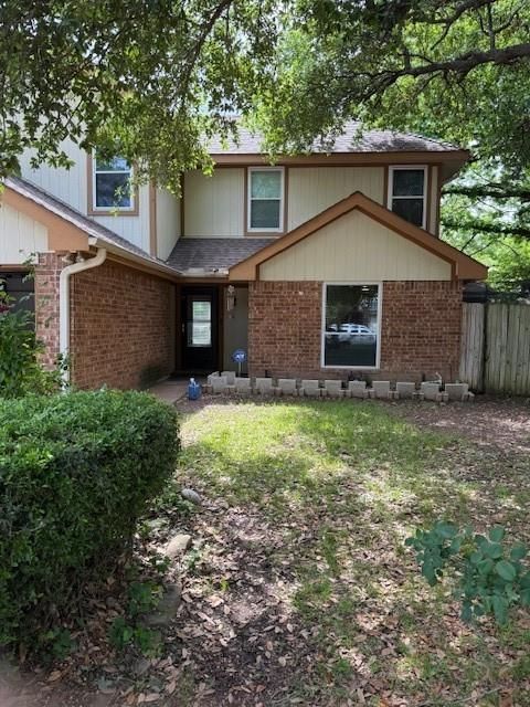 Photo of 2204 Polo Club Court, Arlington, TX 76017 (MLS # 21238293)