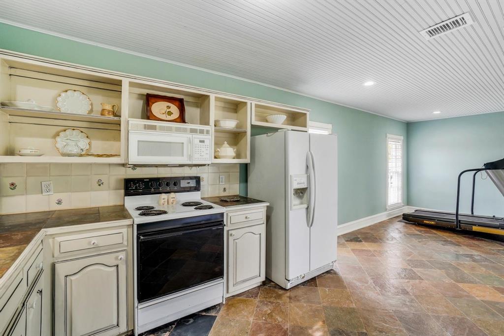 Deacon - Residential