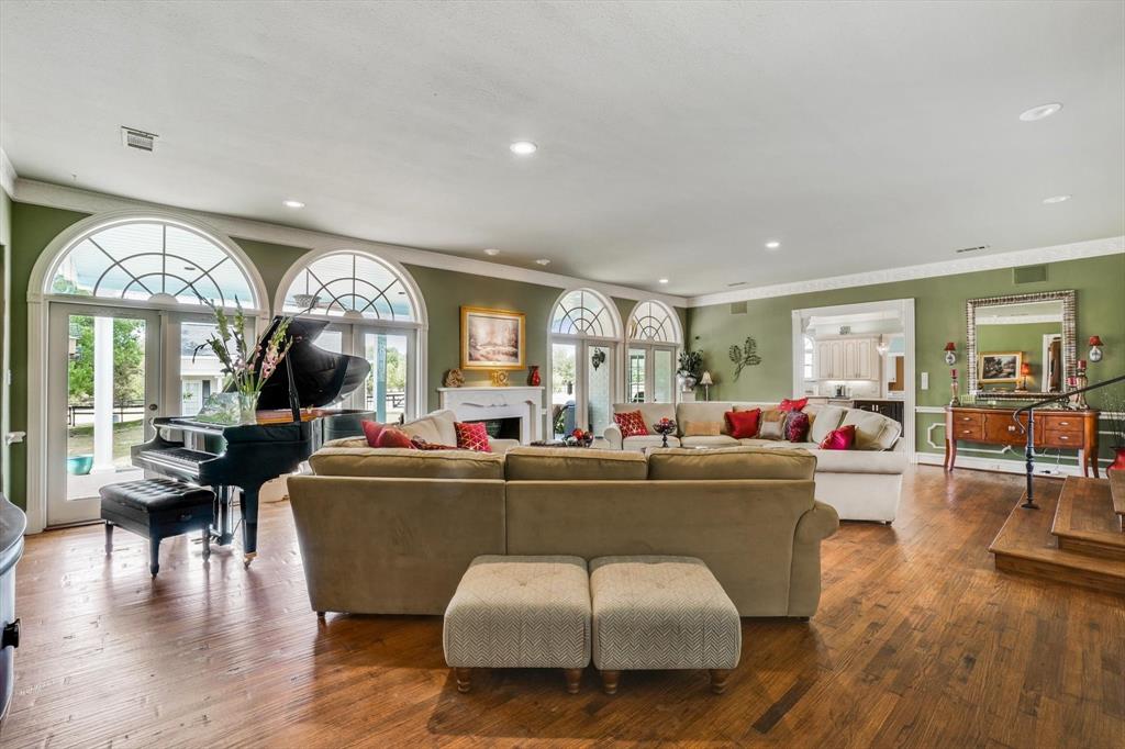 Deacon - Residential