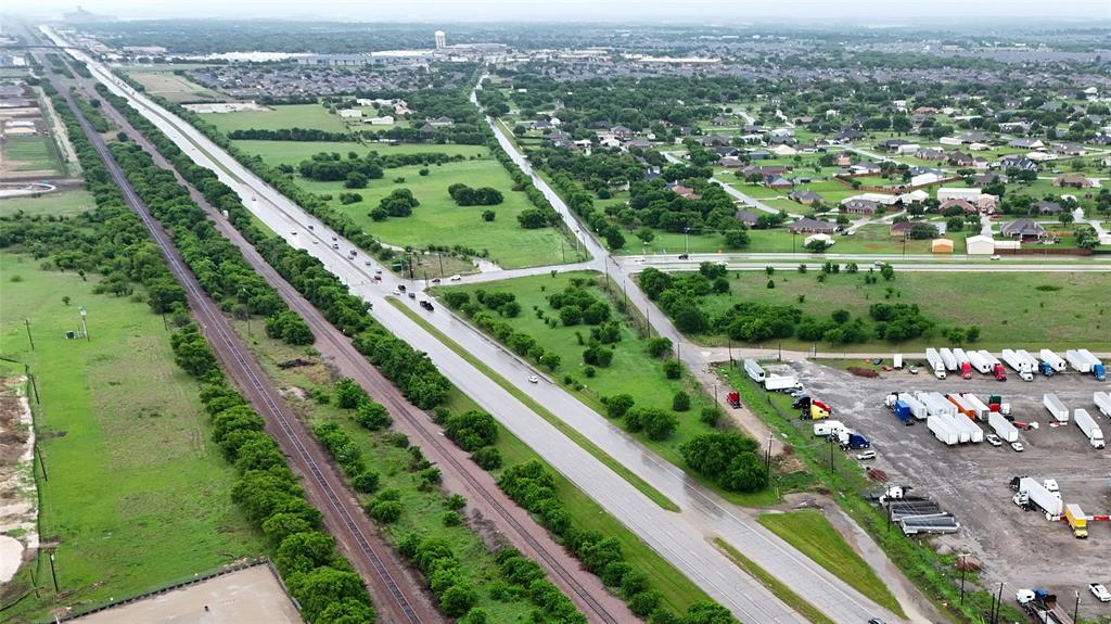 9801 N Saginaw Boulevard