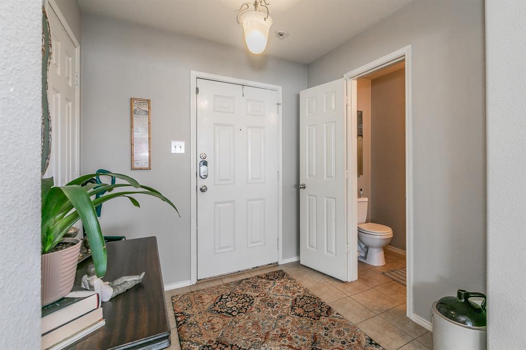 7516 Lazy Spur Boulevard