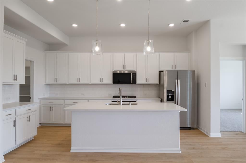 3049 Hollybrook Lane