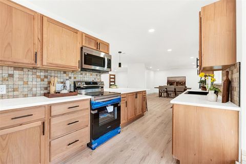 Tiny photo for 2337 Vega Street, Grand Prairie, TX 75050 (MLS # 21195910)