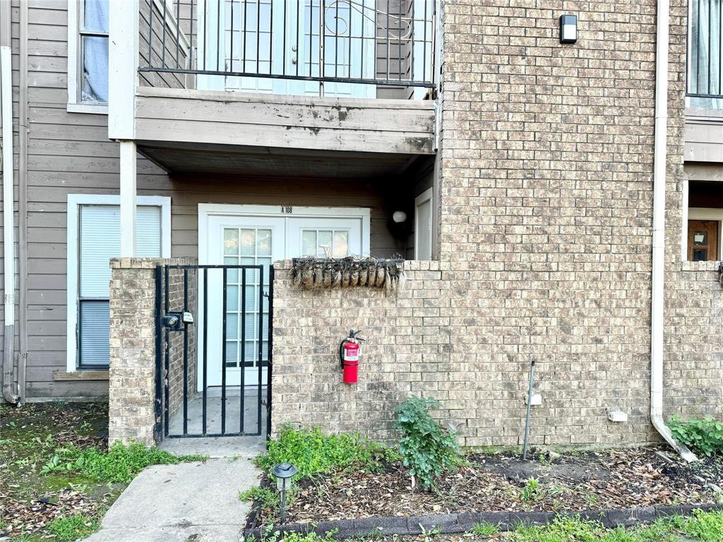 RICHLAND TRACE CONDOS - Residential