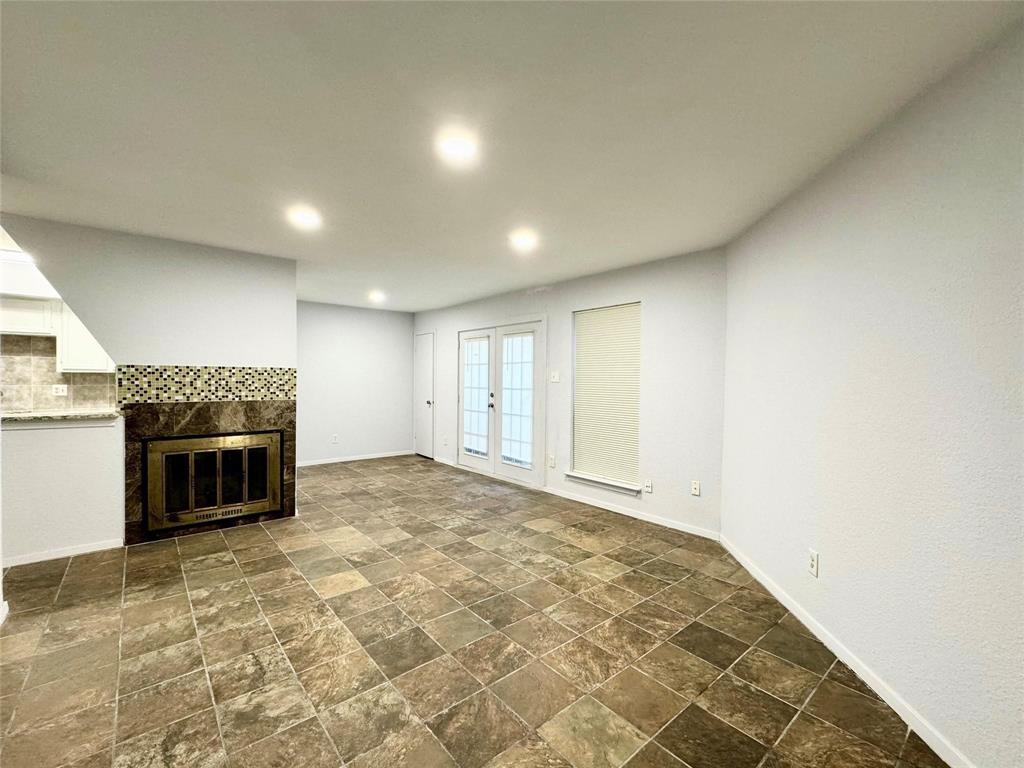 RICHLAND TRACE CONDOS - Residential