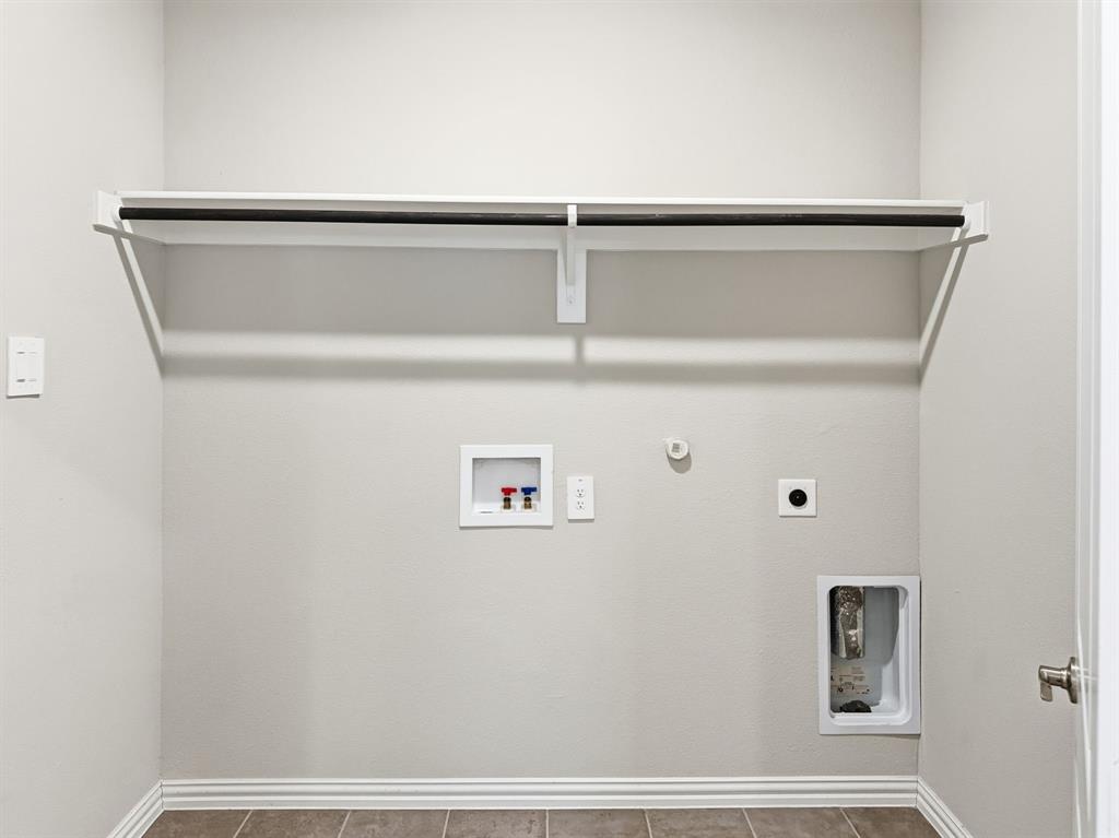 EASTRIDGE PHASE 2B (CPN), BLK R, LOT 7 - Residential