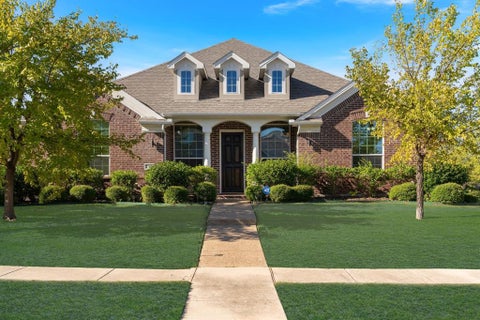 Photo of 2901 Regents Park Lane, Garland, TX 75043 (MLS # 21405270)