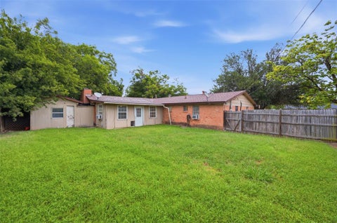 Tiny photo for 816 SW Sundown Trail, Burleson, TX 76028 (MLS # 21341714)