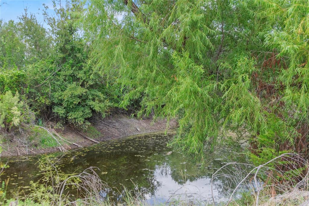 7325 County Road 350