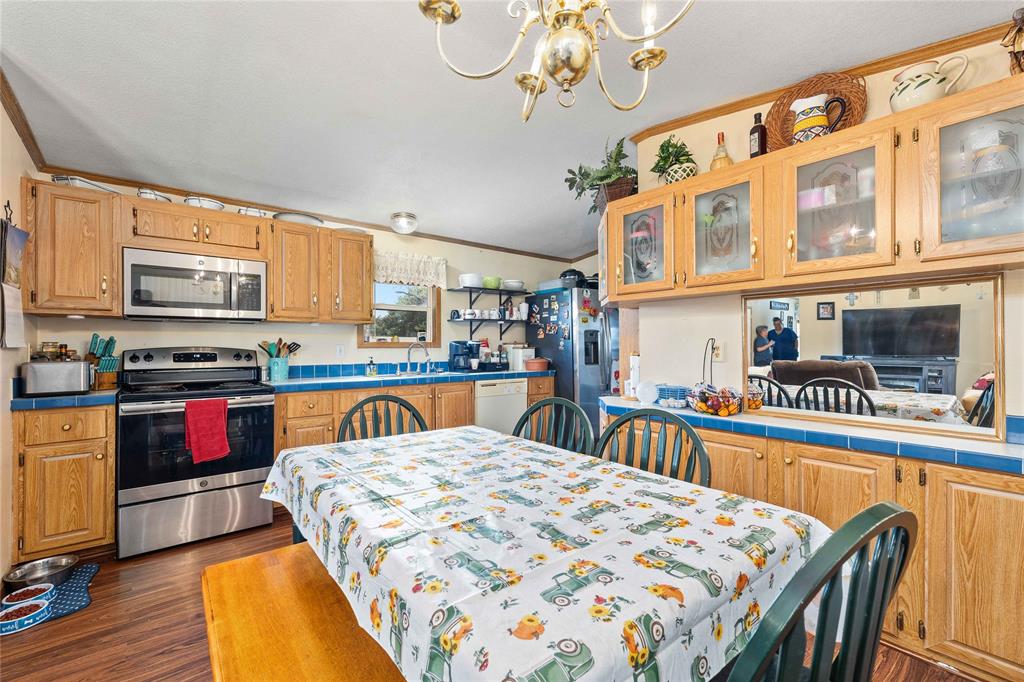 7325 County Road 350