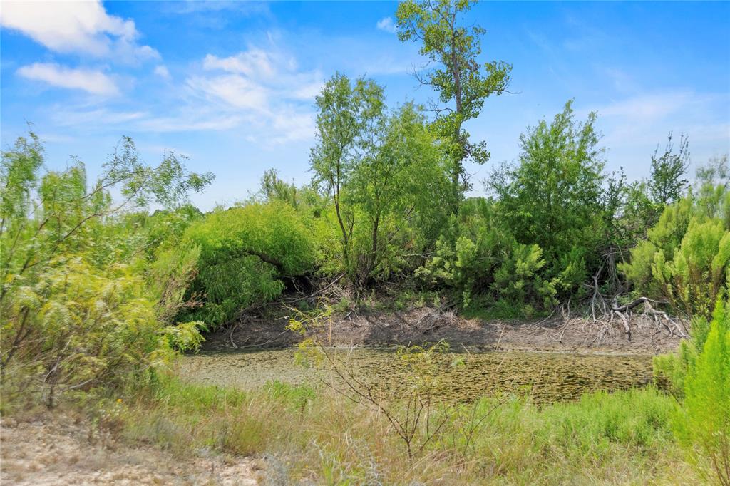 7325 County Road 350