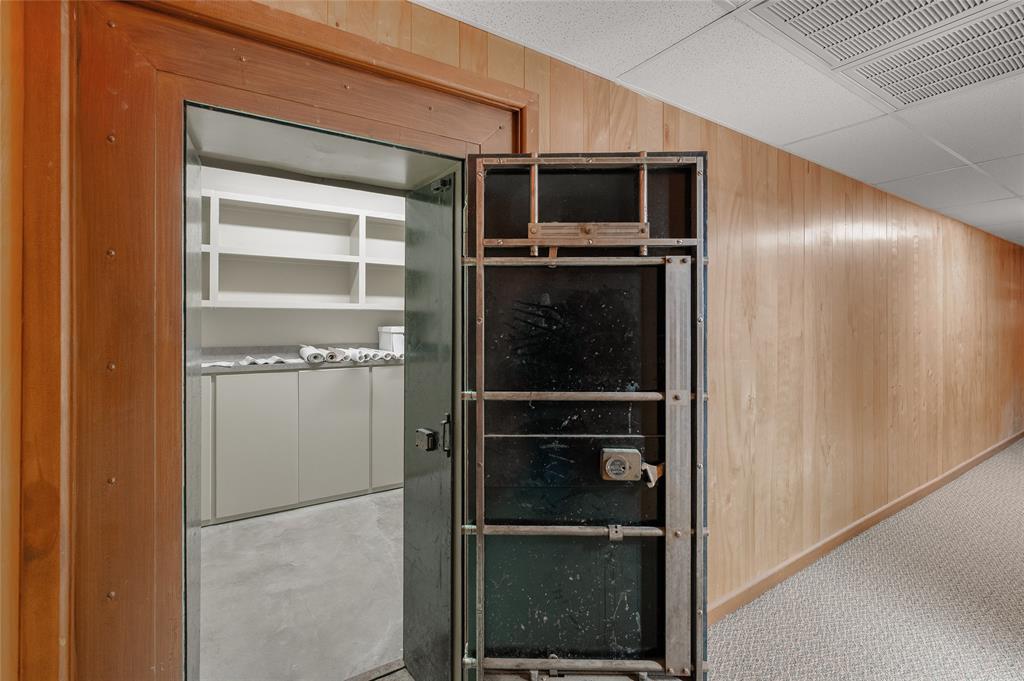 Stevens Add - Commercial Sale