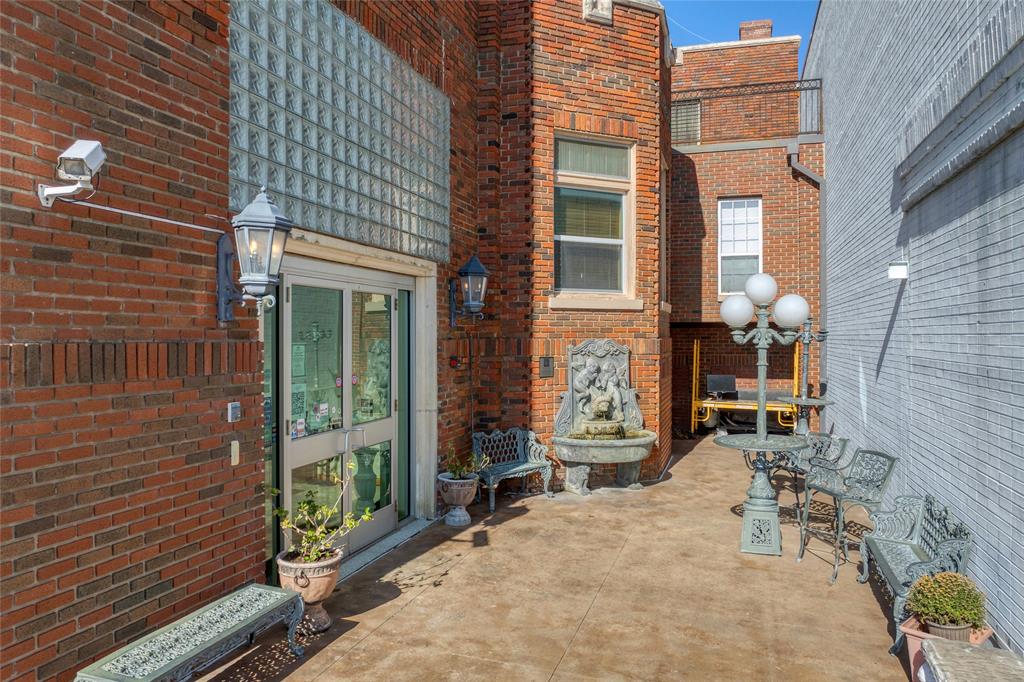 Stevens Add - Commercial Sale