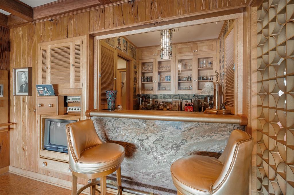 Stevens Add - Commercial Sale