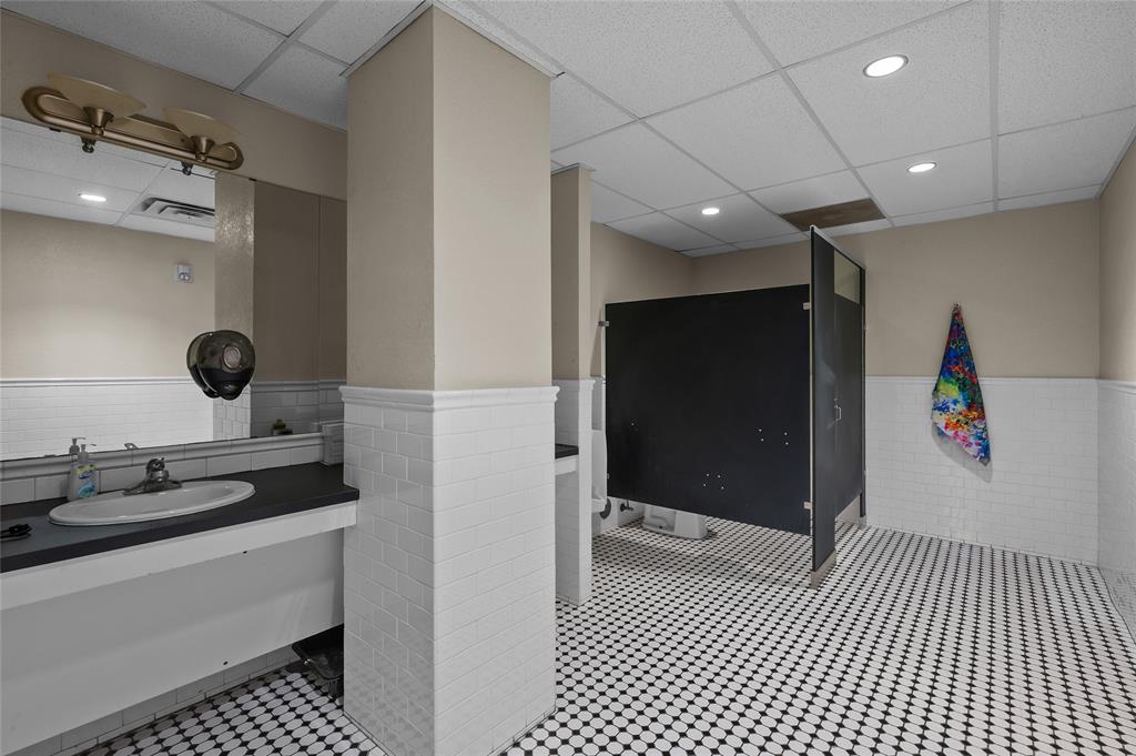 Stevens Add - Commercial Sale