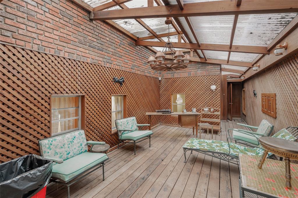 Stevens Add - Commercial Sale