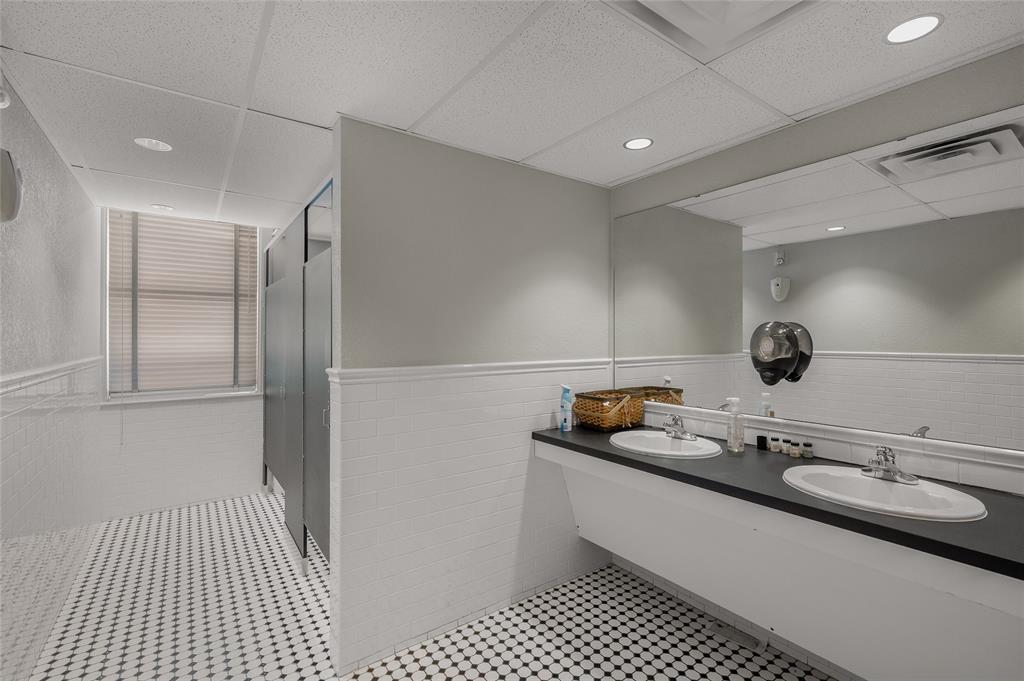 Stevens Add - Commercial Sale