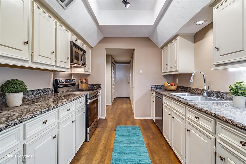 Town North Twnhs - Residential