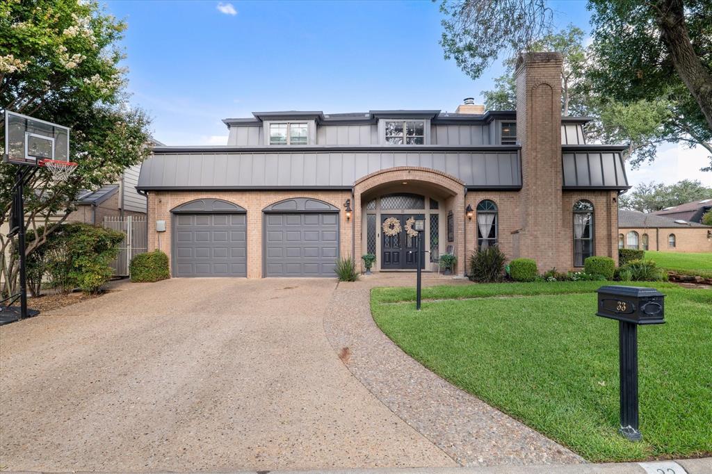 33 Crown Place
