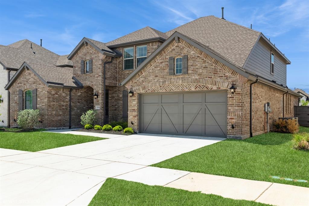 5105 Hedgerow Drive
