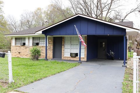 1818 Perrin Street Shreveport LA 71101