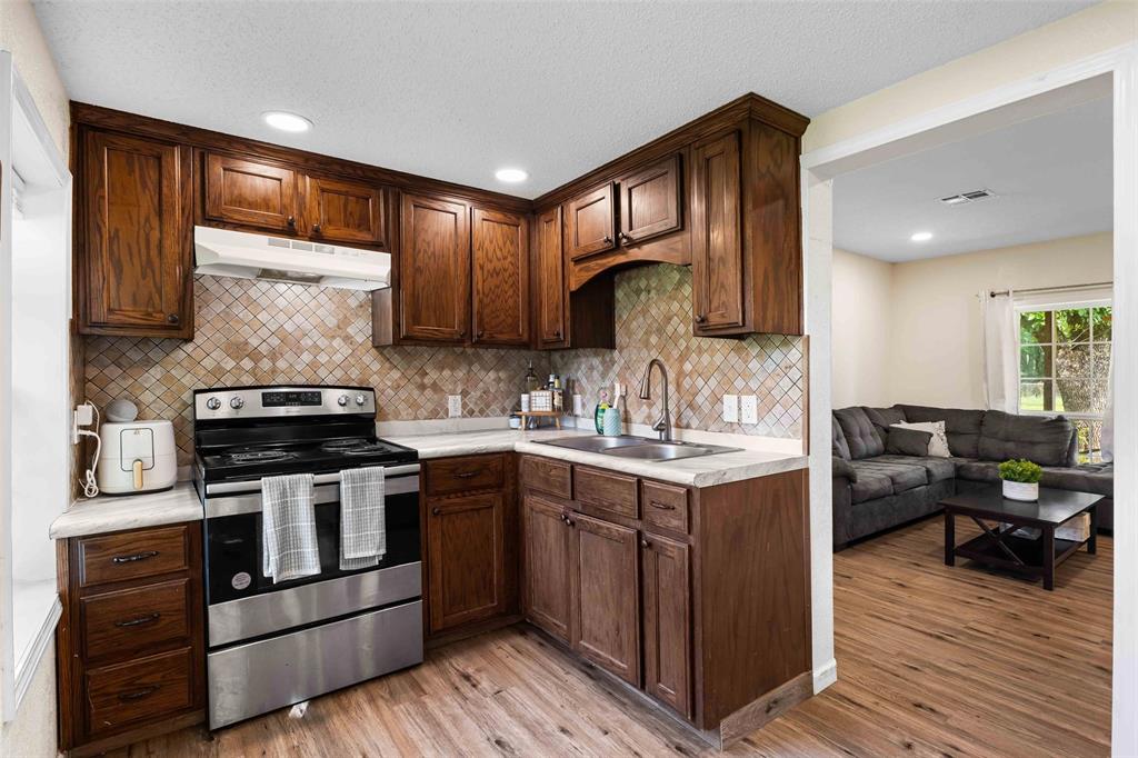 Wood E S - Residential