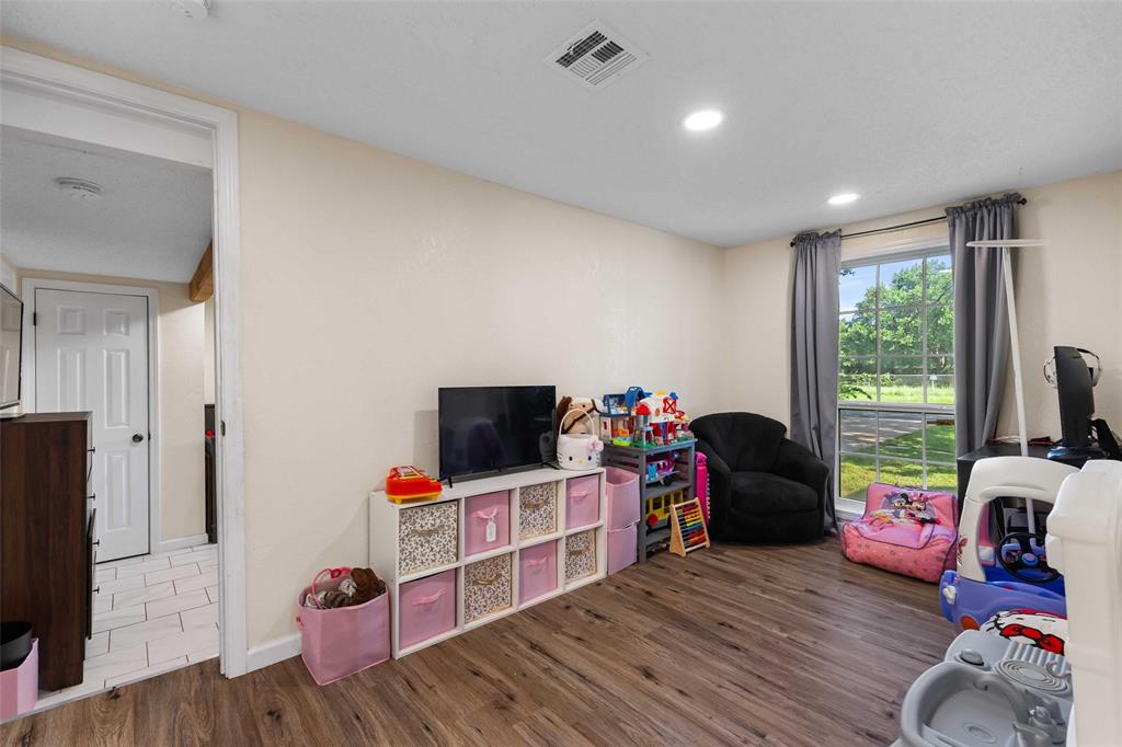 Wood E S - Residential