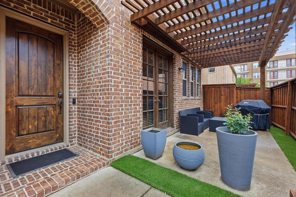 2511 Charlie Bird Parkway