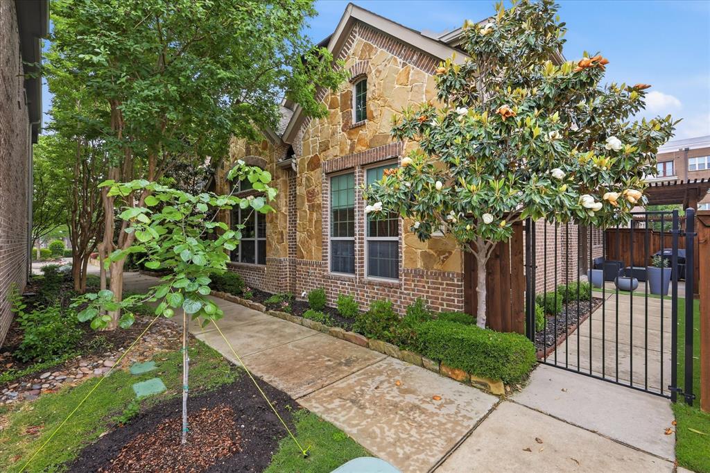 2511 Charlie Bird Parkway