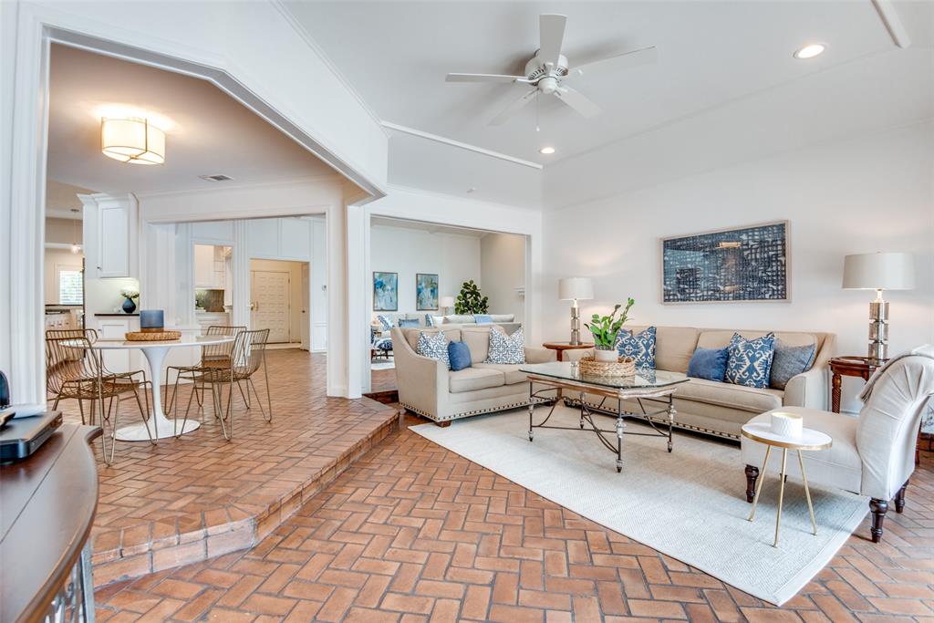 Russwood Acres 2nd Instl - Residential