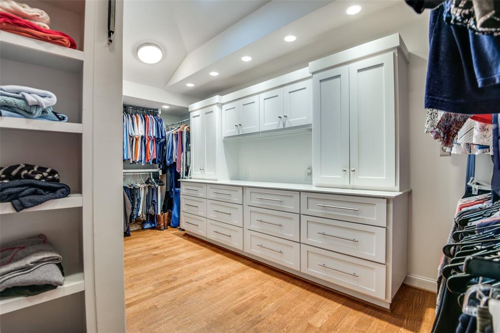 Russwood Acres 2nd Instl - Residential